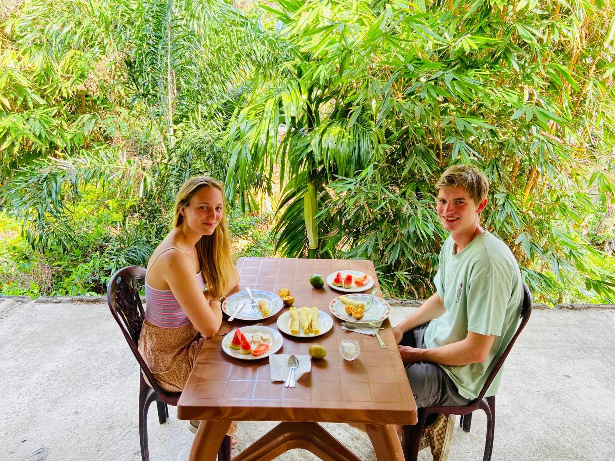 Leo Homestay Dikwella Exterior foto